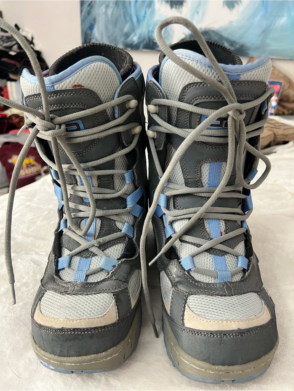 Women’s Gray and Light Blue High-Top Snow Boots (read description) - Picture 2 of 16